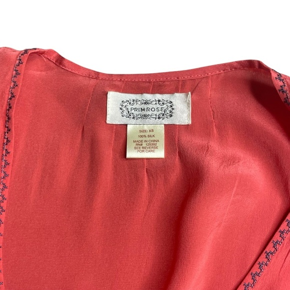 Primrose 100% Silk
Scoop Neck Blouse -
Coral Rose size XS - Picture 8 of 13